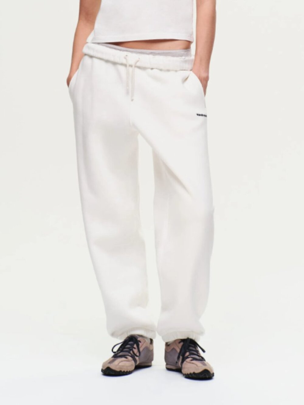 Madhappy Classics Fleece Sweatpants White Navy Logo – Size XS
